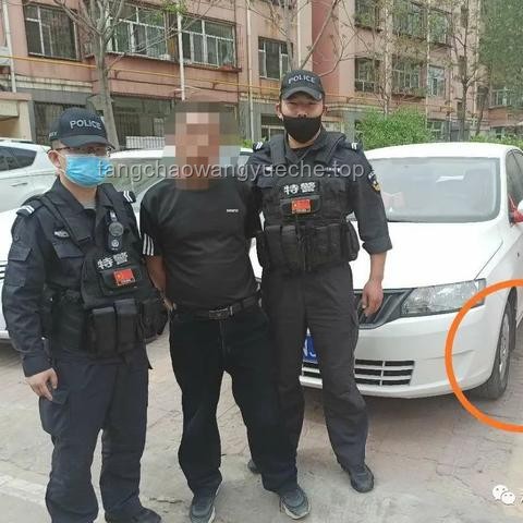 小偷被特警追到体力不支乖乖等抓：一场正义与体力的较量